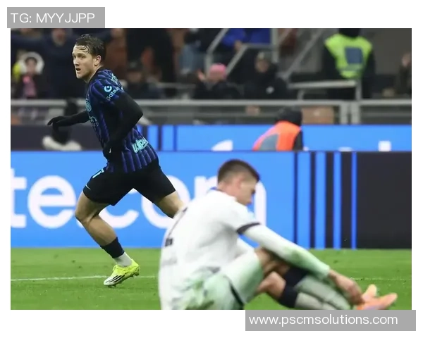 国米与曼联友谊赛战平帽子戏法引发争议判罚全场沸腾