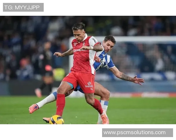 欧联杯激战回顾尤文图斯与波尔图1比1平局战术解析与精彩瞬间回顾